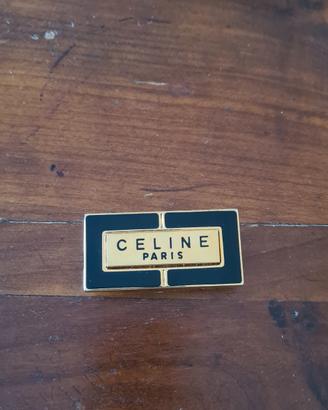 Celine fibbia. 
