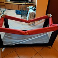 lettino da campeggio con materassino