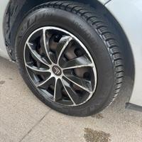 4 pneumatici M+S 185/60R15 + ruota di scorta nuova