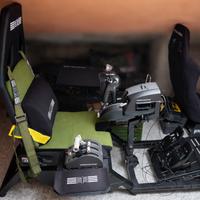 POSTAZIONE SIMULATORE DI VOLO COMPLETA