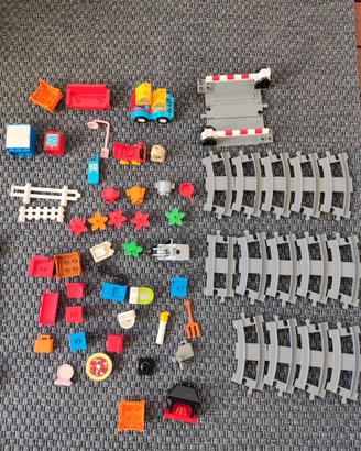 Lego Duplo pezzi misti e particolari + binari