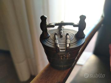 PESI E MISURE ANTICO PORTA PESI BRONZO O PILA DI C