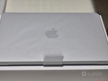 mac  book  neo 13"