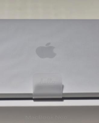 mac  book  neo 13"