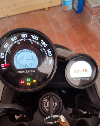 Scram 411 Royal Enfield 