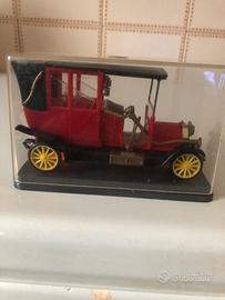 Modellino Politoys Isotta Fraschini