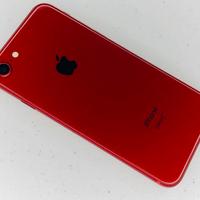 iPhone 8 Red funzionante