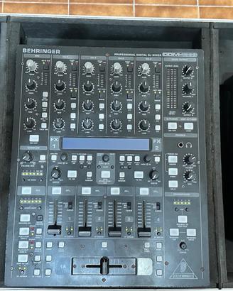 CDJ Pioneer 350 + Mixer Behringer DDM4000