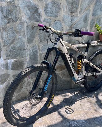 E-MTB FOCUS SAM 2 6.8  DEL  12/2020