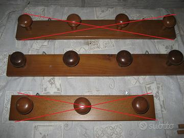 Appendiabiti/appendicinture da muro o porta