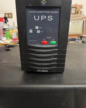 Gruppo di continuità UPS 3000VA