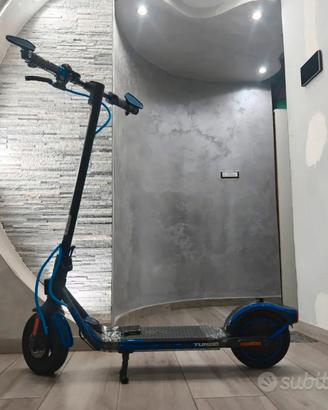 monopattino ninebot F2