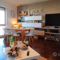 Appartamento Piazza Trieste Adelfia Arredato 143mq