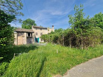 Rudere / rustico NON ABITABILE