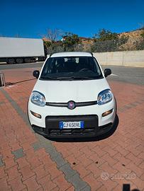 Panda Hybrid 2022 – 27.000 km – Uniproprietario