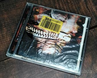 subliminal versus 2004 Slipknot 