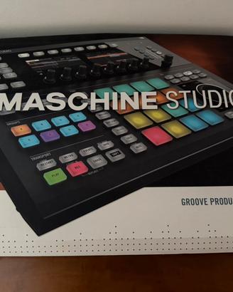 NATIVE INSTRUMENTS MASCHINE STUDIO BLACK