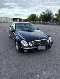 Mercedes E220 2004
