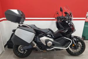Honda X-ADV 750 special edition travel