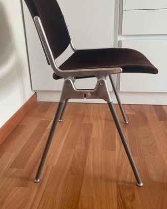 2 sedie Castelli Dsc per Giancarlo Piretti