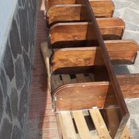 libreria o espositore di vini