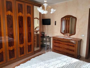 Camera da letto completa