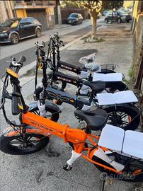 Bicicletta elettrica pieghevole vari colori