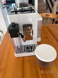 De’Longhi Rivelia EXAM440.55.W Bianca – Perfetta