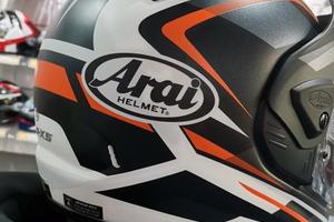 Arai tour x5