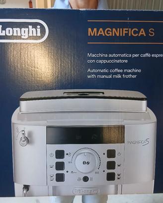 MACCHINA CAFFE' DE LONGHI NUOVA