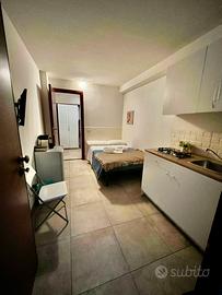 Zona Tondo. Monolocale transitorio