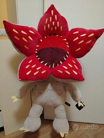 Demogorgone Stranger Things peluche gigante 