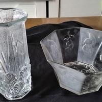 VASO E CENTROTAVOLA IN VETRO SOPRAMMOBILI PERFETTI