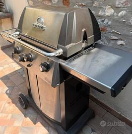 Barbecue Broil King serie Signet 320 come nuovo
