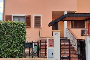 Villetta a schiera di testa