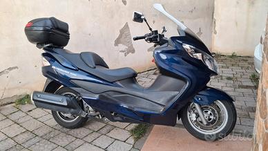 Suzuki Burgman 400 - 21.000 km + BAULETTO