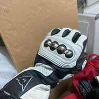 Guanti moto dainese