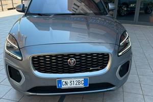 Jaguar e-pace come nuova