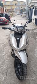 Piaggio Beverly 400