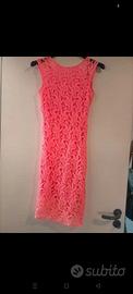 Abito pizzo rosa fluo