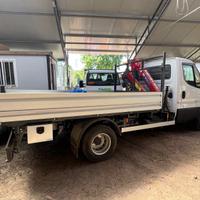 Iveco Daily 60C17, Anno 2016 con gru e ribaltabile