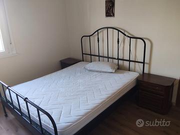 Stanza con letto matrimoniale Bonola