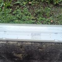 lampada di emergenza.