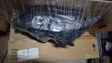 faro ant.sin Mercedes Classe B W246 A2468200161