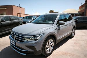 Volkswagen Tiguan 2.0 TDI 150 CV SCR DSG Elegance