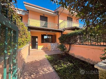 Labico:villino centrale recente costruzione