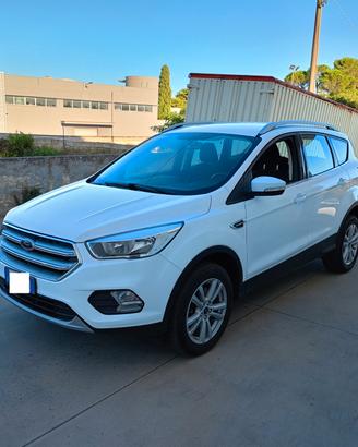 Ford Kuga 1.5 TDCI 120 CV S&S 2WD Titanium