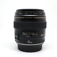 Canon EF 85mm f 1.8 USM