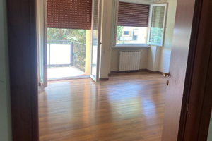 Appartamento zona montagnola (via mario musco)