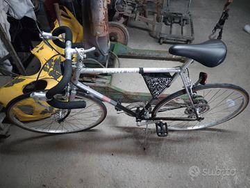 bici da corsa  come nuova.
